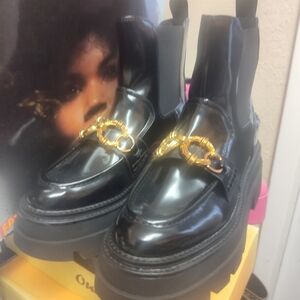 Kids Black Patent Chelsea Boots with Gold Chain Accent